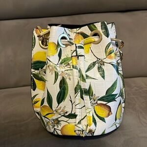Lemon 🍋 small bucket purse bag from Italy